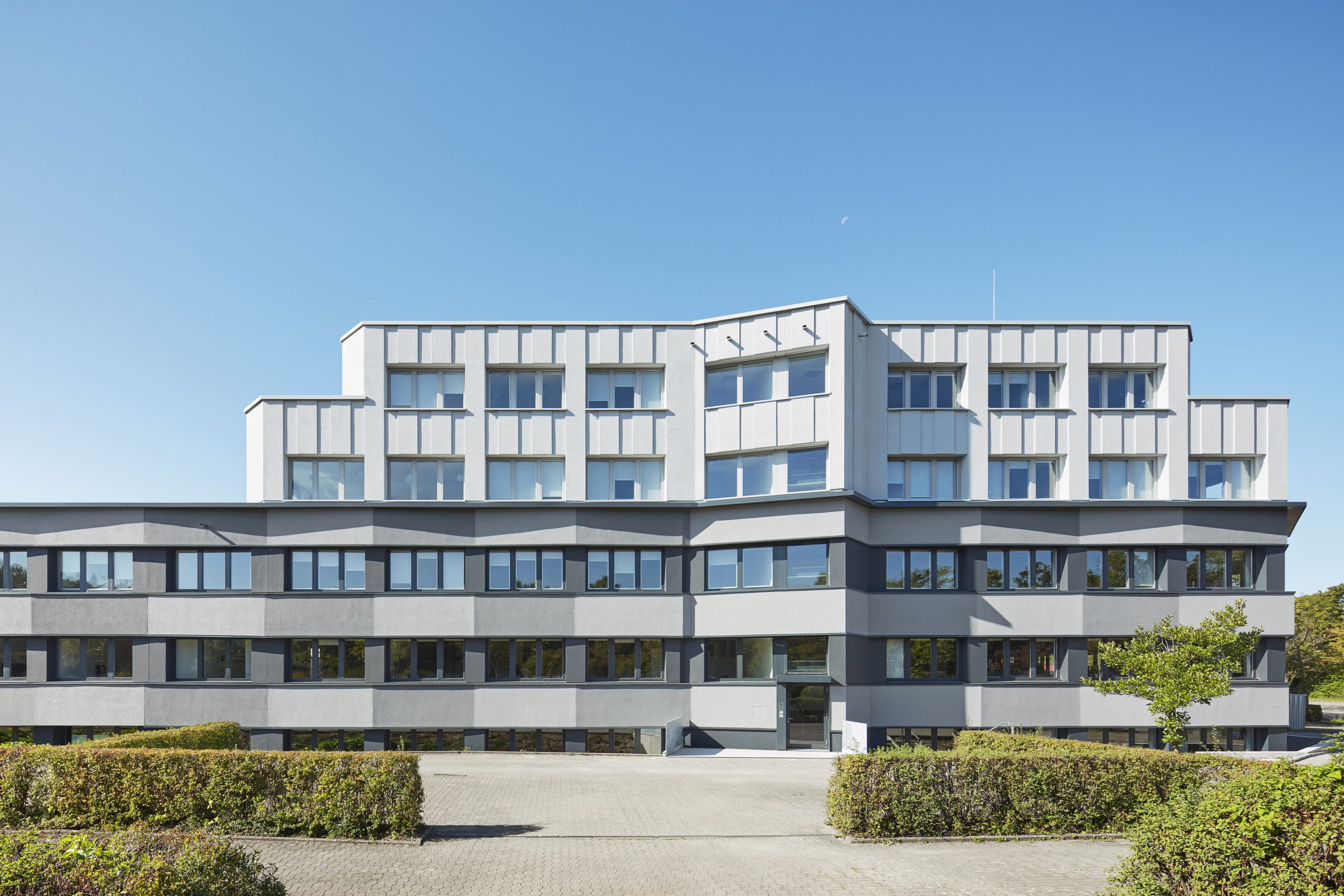 Energetische Gebäude- und Fassadensanierung Erbe GmbH, Aussenansicht