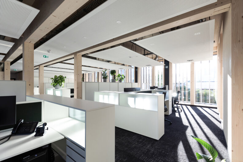Innenperspektive Büroräumlichkeiten der THEURL Austrian Premium Timber
